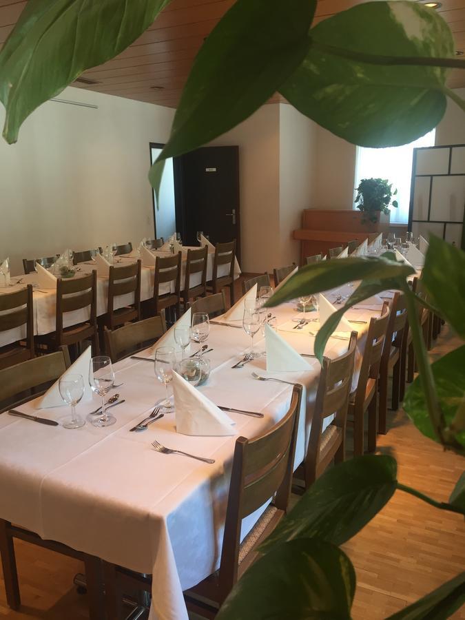 Hotel & Restaurant Stadthof Glarus Exterior photo